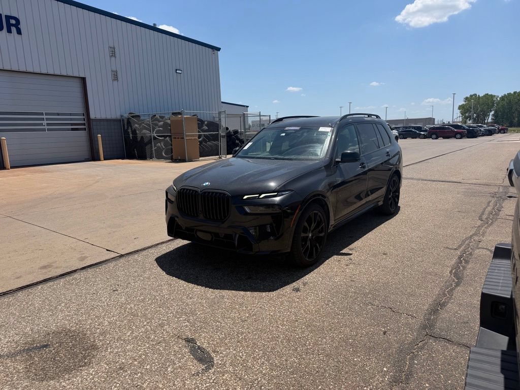 Used 2024 BMW X7 xDrive40i w/ M Sport Package