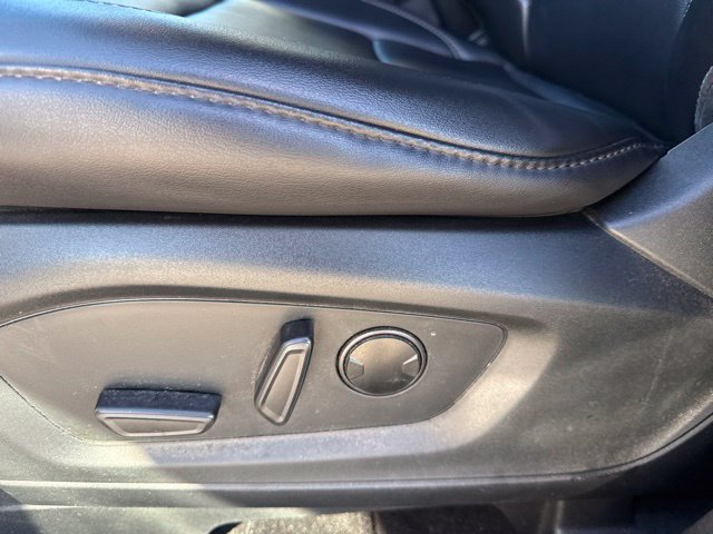 Certified 2023 Ford Explorer XLT w/ Equipment Group 202A AWD/4WD image 17