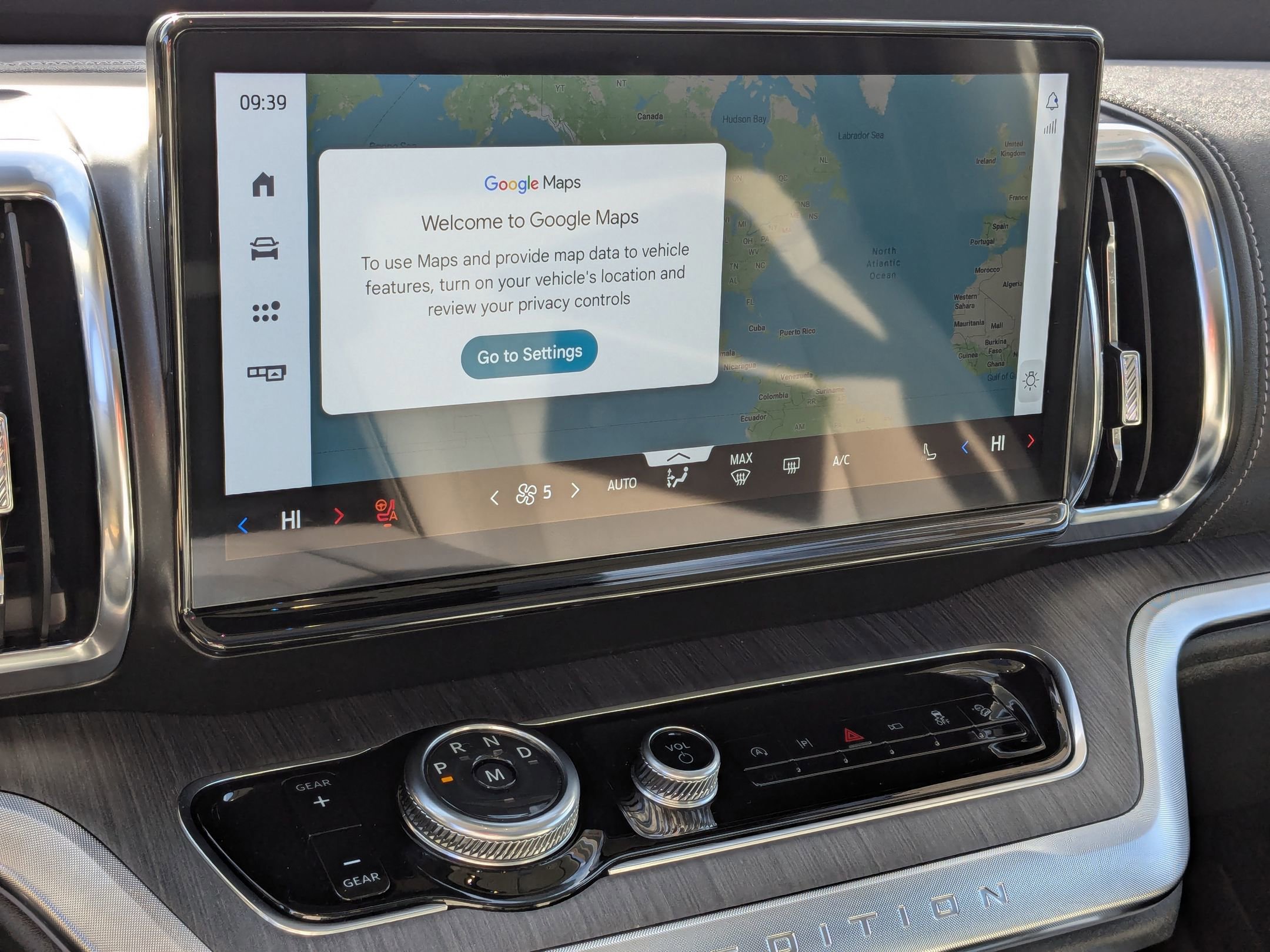 Certified 2025 Ford Expedition Platinum w/ Platinum Ultimate Package image 25