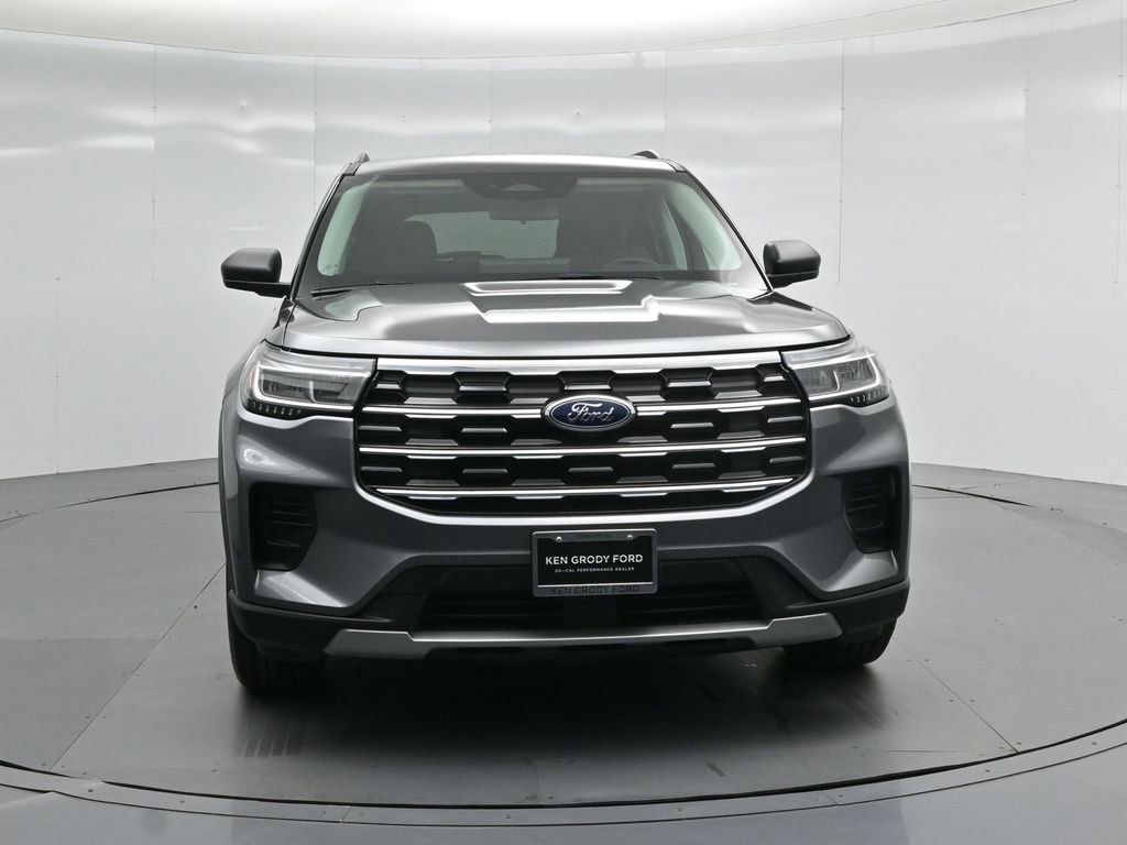 Certified 2025 Ford Explorer Active image 24