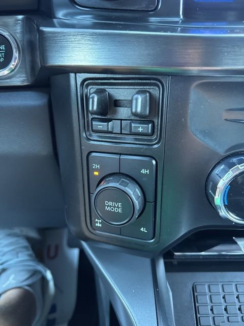 Certified 2024 Ford F350 Lariat w/ Lariat Ultimate Package image 25