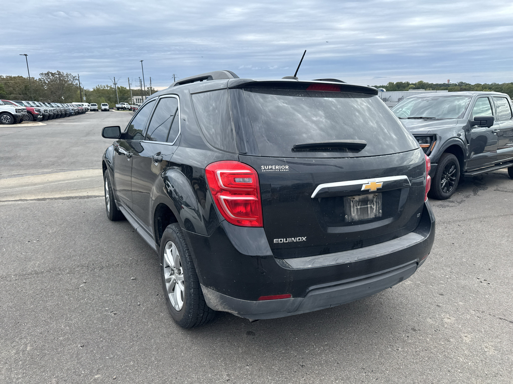 Used 2017 Chevrolet Equinox LT w/ Convenience Package FWD image 9