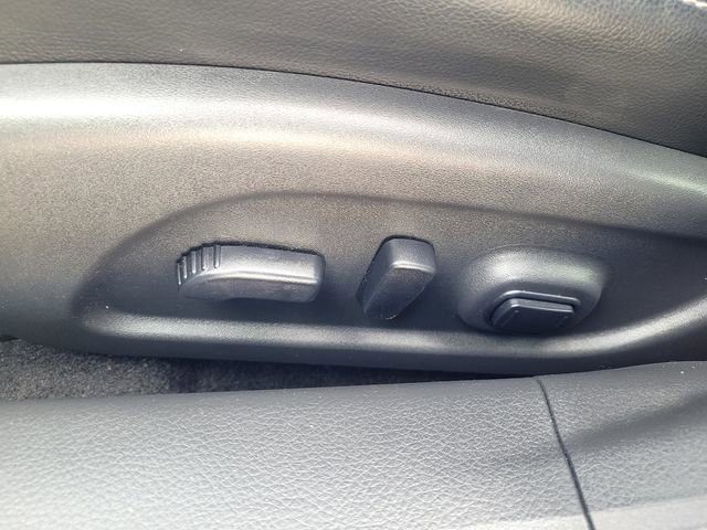 Used 2017 Nissan Altima 2.5 SL w/ 2.5 Technology Package FWD image 11