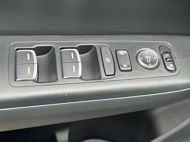 Used 2025 Honda CR-V EX-L image 18
