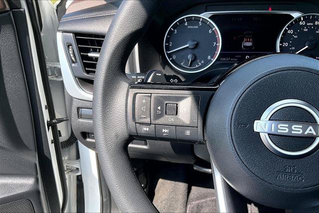 Used 2023 Nissan Rogue SV AWD/4WD image 18