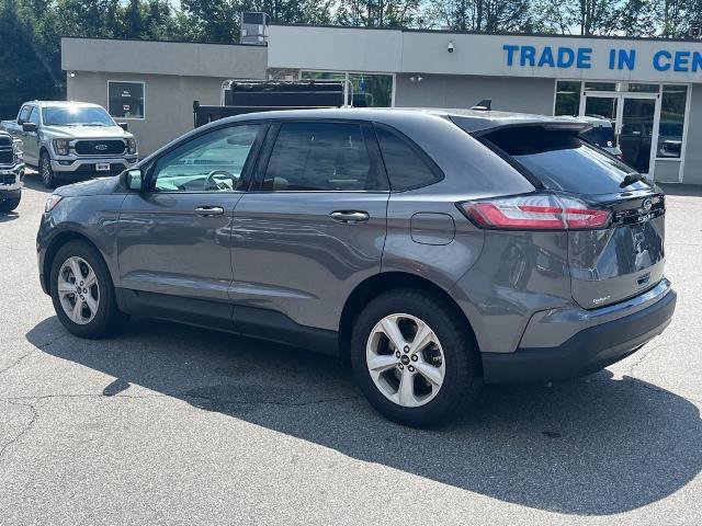 Certified 2024 Ford Edge SE image 4