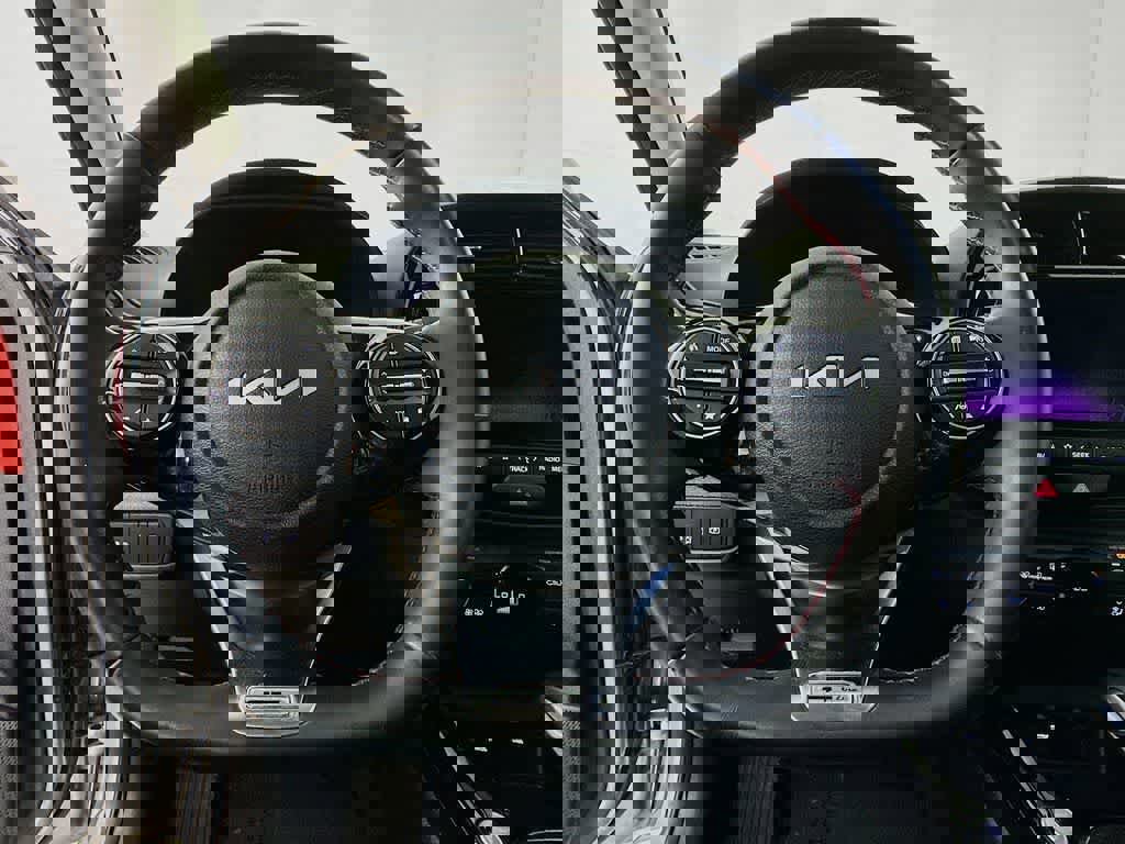 Used 2023 Kia Soul GT-Line w/ GT-Line Technology Package image 18