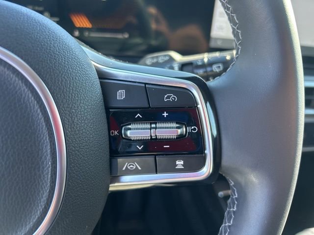 Used 2025 Kia Sorento S FWD image 19