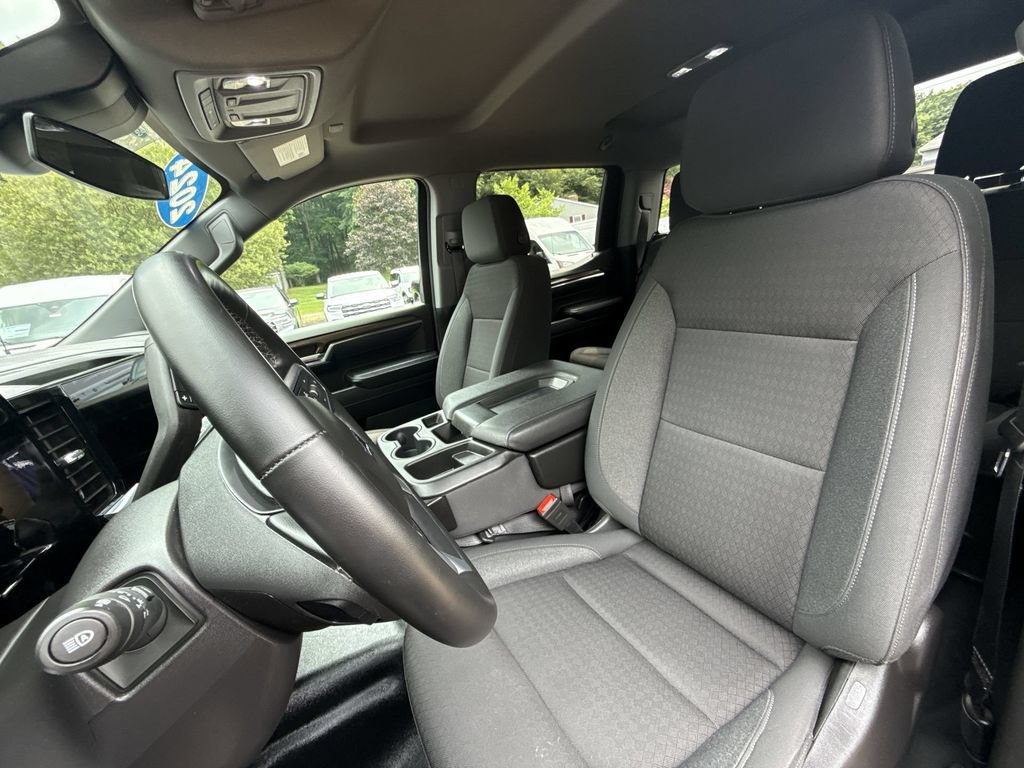 Used 2024 Chevrolet Silverado 1500 RST AWD/4WD image 11