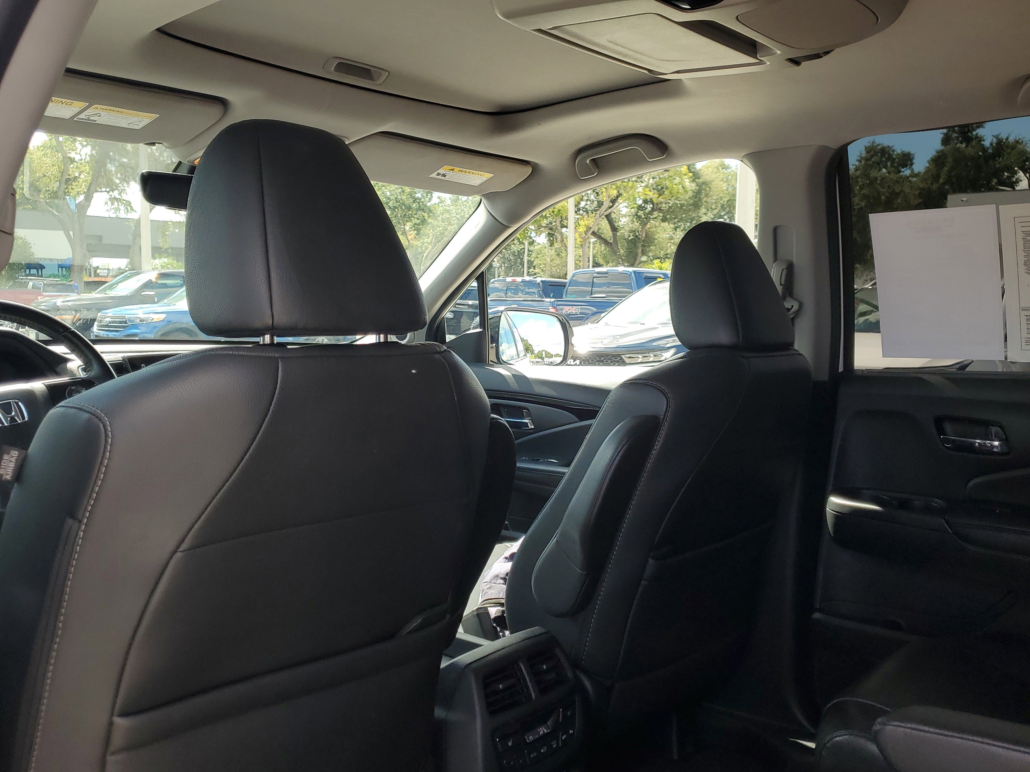 Used 2022 Honda Pilot Touring image 14