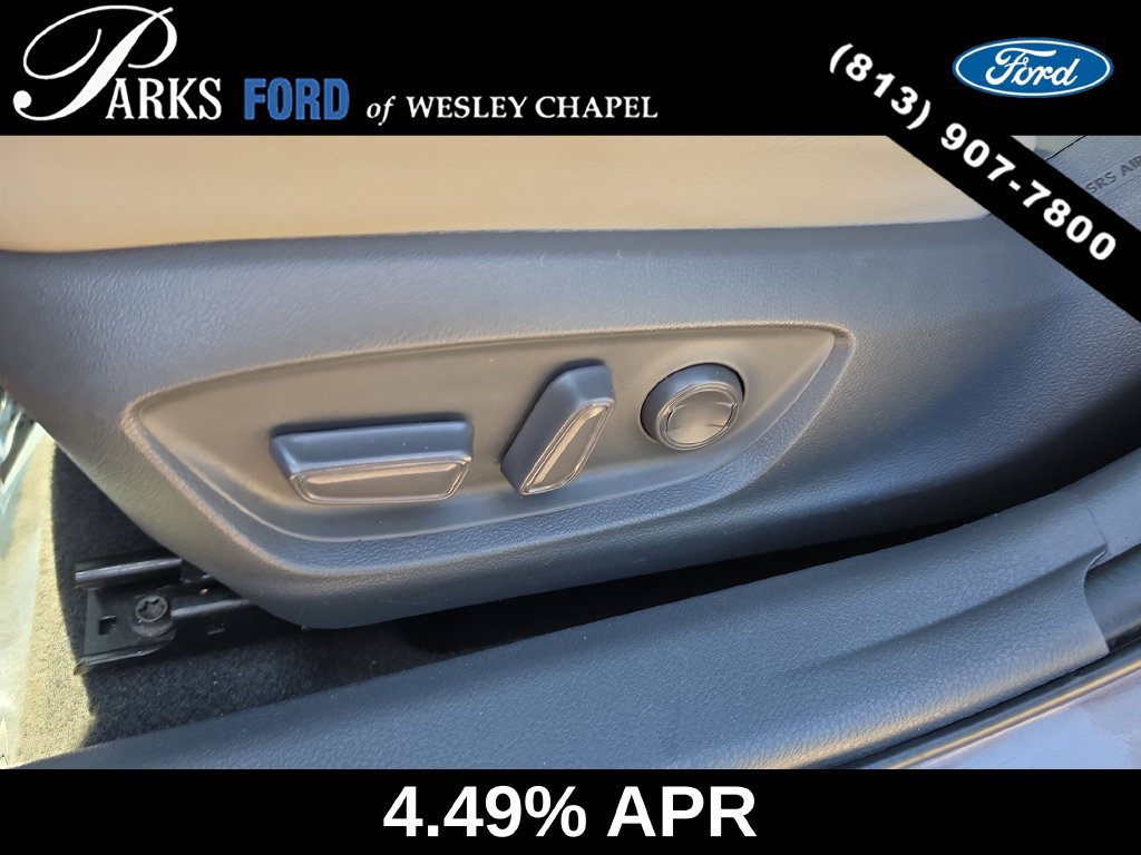 Used 2020 Toyota Camry SE FWD image 19