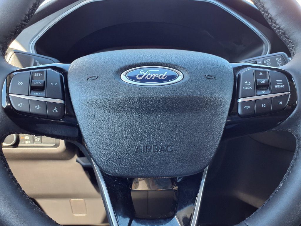 Certified 2024 Ford Escape Active AWD/4WD image 18