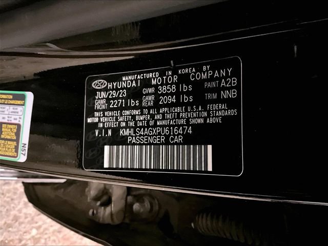 Used 2023 Hyundai Elantra SEL w/ Convenience Package FWD image 32