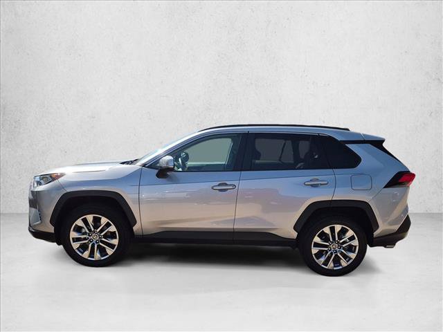 Used 2021 Toyota RAV4 XLE Premium FWD image 9