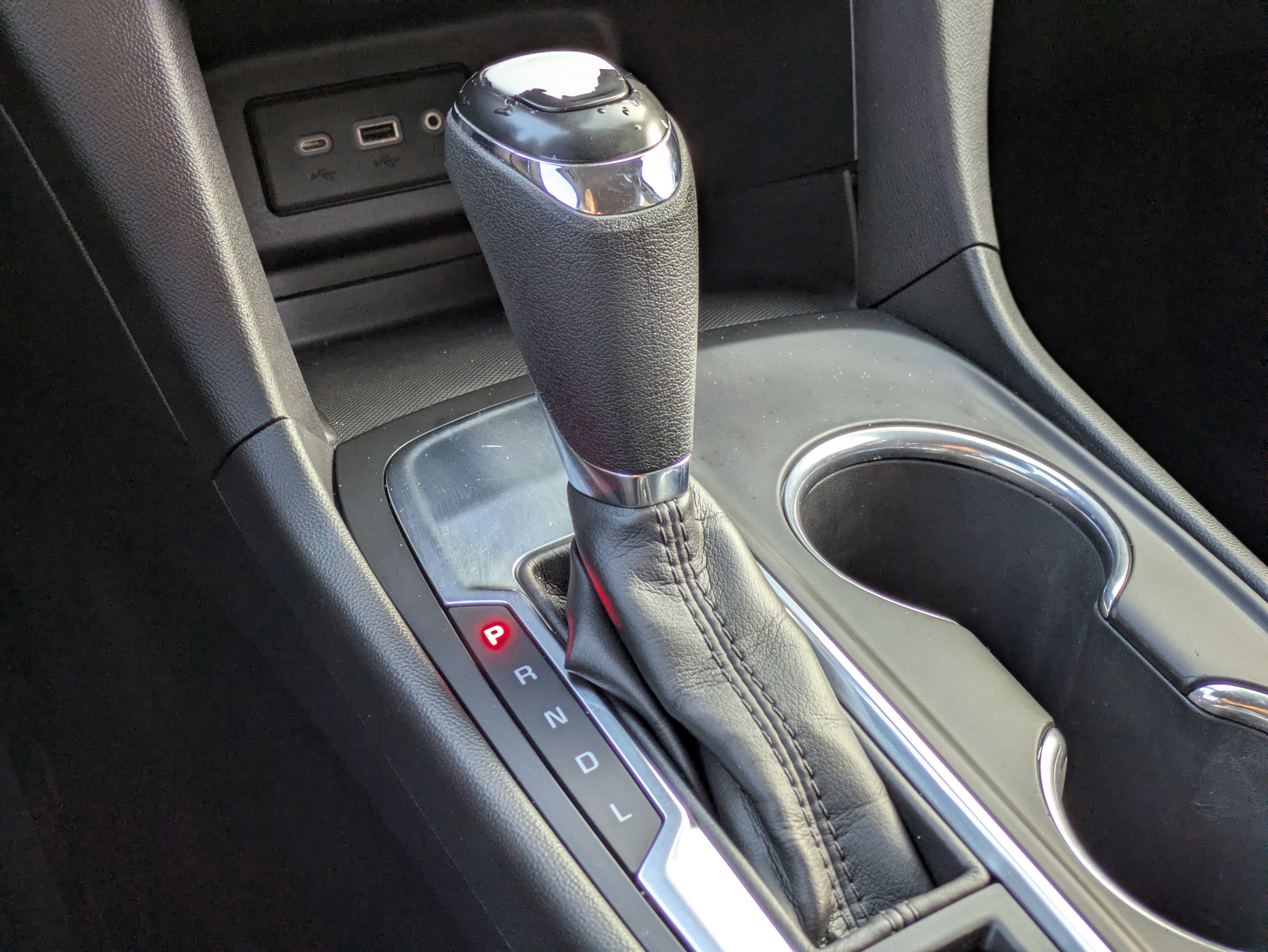 Used 2020 Chevrolet Equinox LT image 31