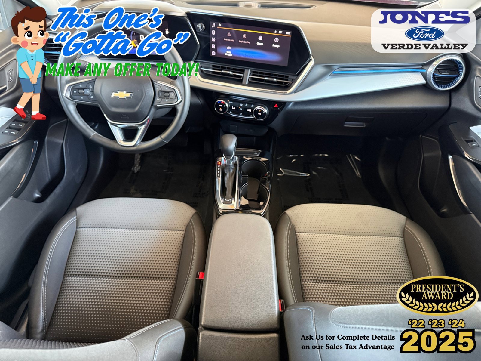 Used 2025 Chevrolet Trax LT w/ LT Convenience Package FWD image 14
