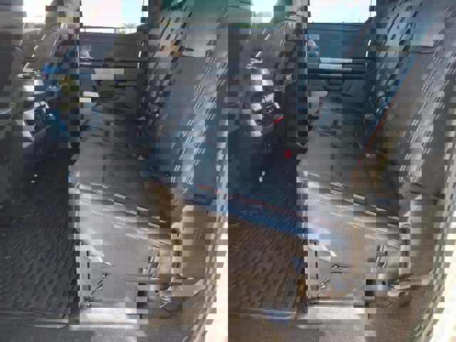 Certified 2023 Ford F250 Lariat w/ Lariat Ultimate Package image 18