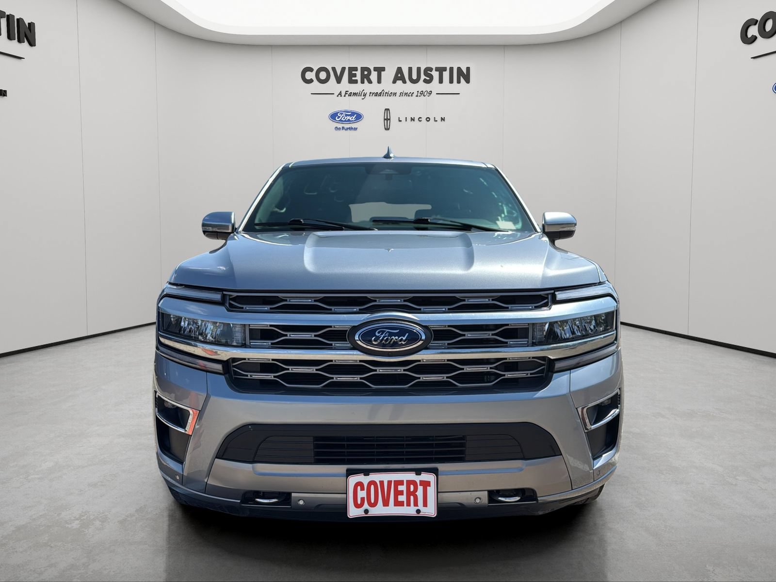 Certified 2023 Ford Expedition Platinum AWD/4WD image 8