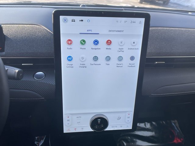 Certified 2025 Ford Mustang Mach-E Premium image 23