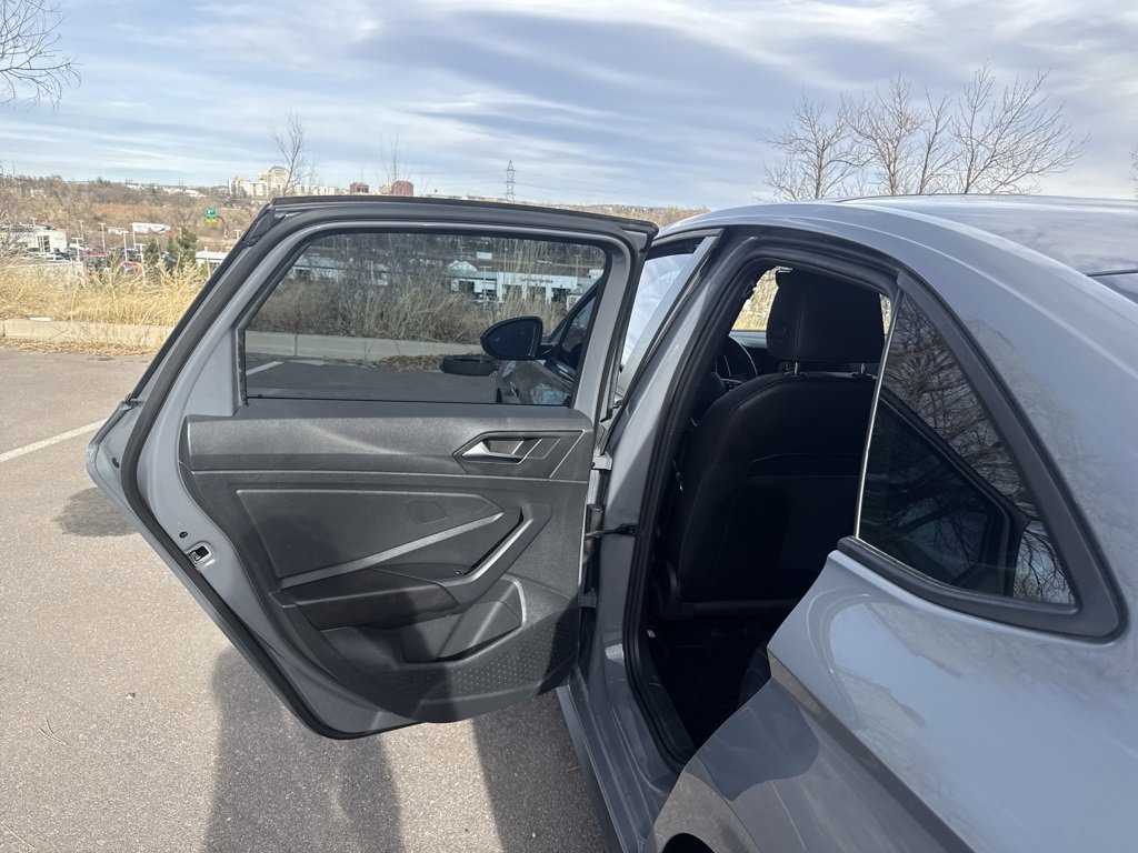 Used 2023 Volkswagen Jetta GLI Autobahn image 18