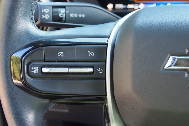 Used 2024 Chevrolet Colorado ZR2 w/ Technology Package AWD/4WD image 22
