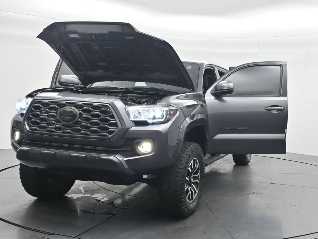Used 2022 Toyota Tacoma TRD Sport w/ Technology Package AWD/4WD image 42