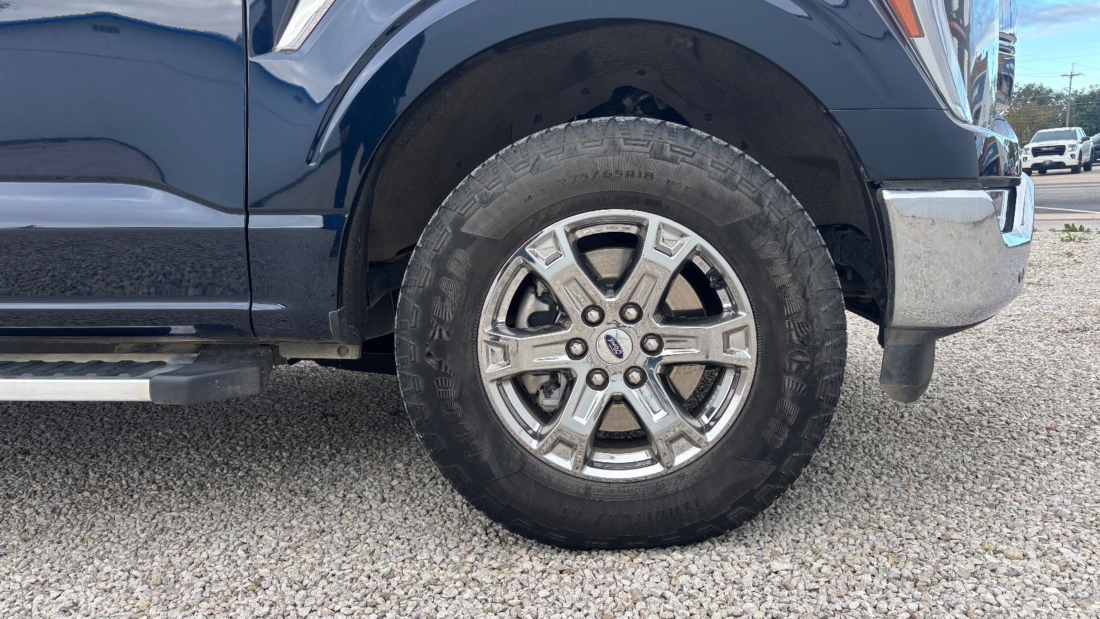 Certified 2022 Ford F150 Lariat w/ Equipment Group 502A High image 18