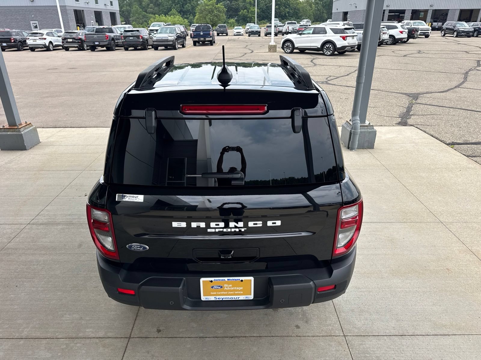 Certified 2025 Ford Bronco Sport Outer Banks w/ Outer Banks Tech Package+ AWD/4WD image 7