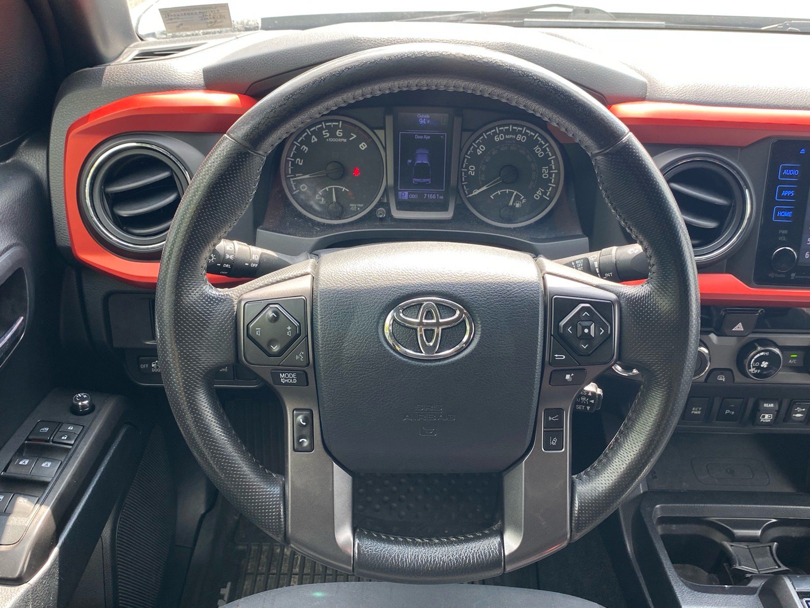 Used 2018 Toyota Tacoma TRD Sport w/ Technology Package AWD/4WD image 8