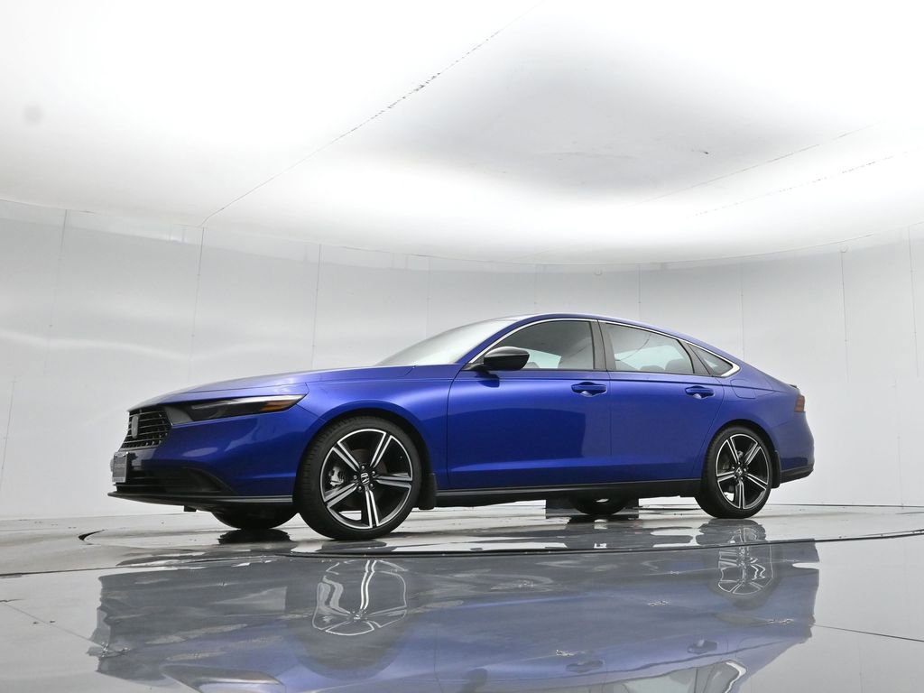 Used 2023 Honda Accord Sport image 29