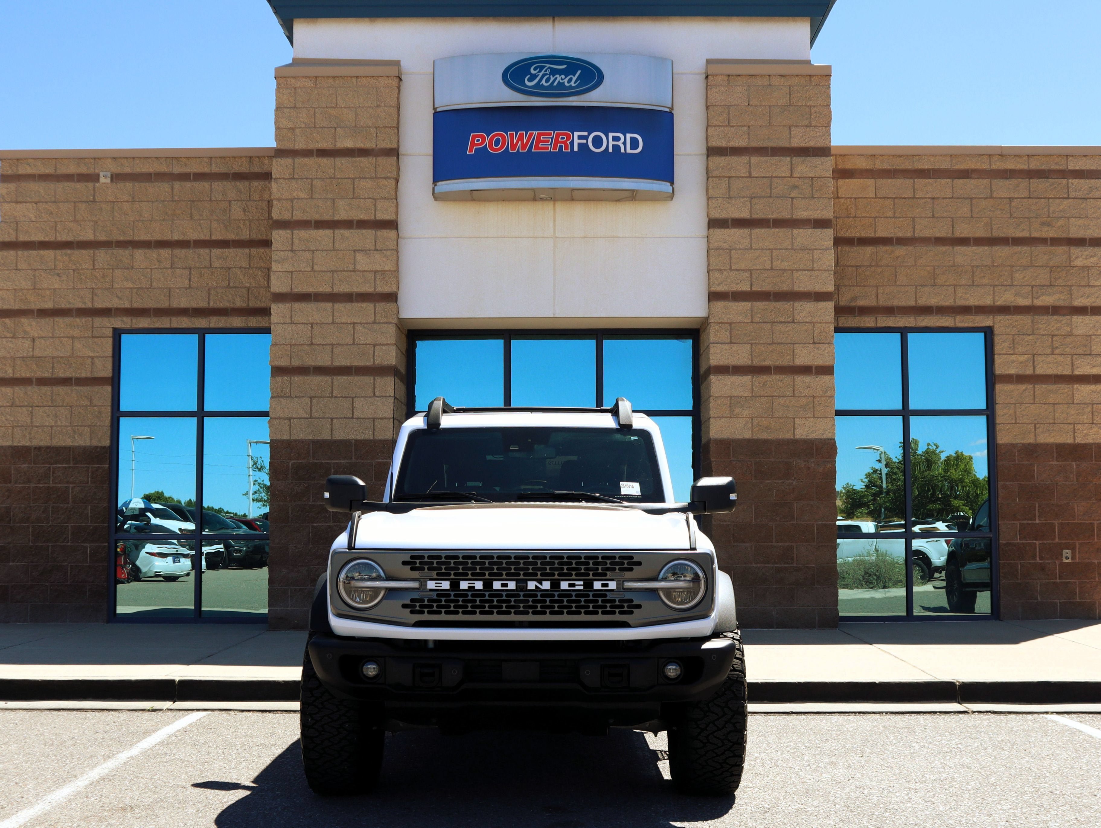 Certified 2023 Ford Bronco Badlands w/ Sasquatch Package AWD/4WD image 3