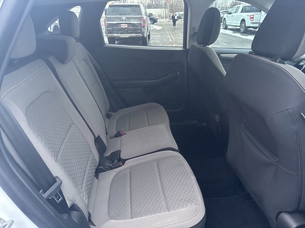 Certified 2022 Ford Escape SE image 29