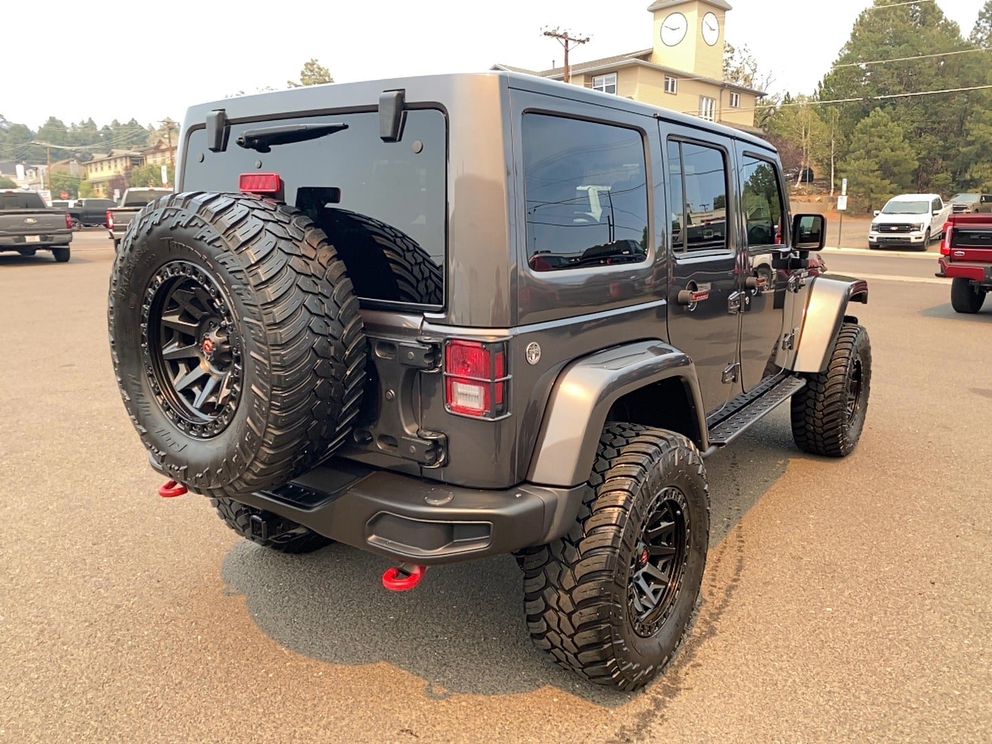 Used 2017 Jeep Wrangler Unlimited Rubicon AWD/4WD image 6