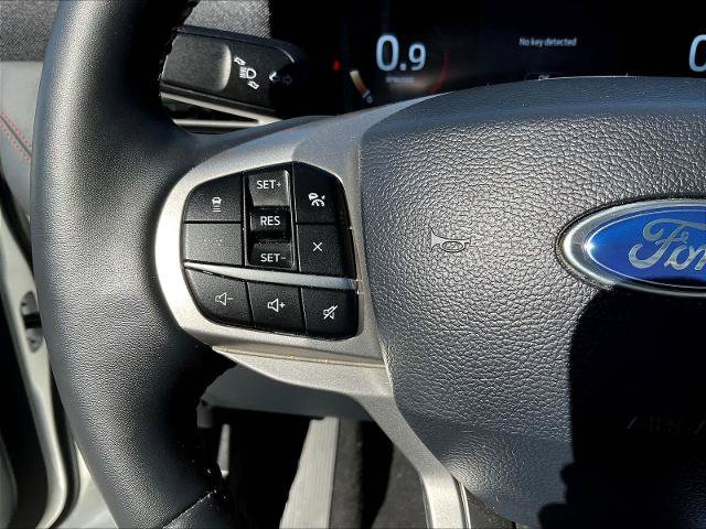Certified 2025 Ford Explorer Active w/ Active Comfort Package AWD/4WD image 13