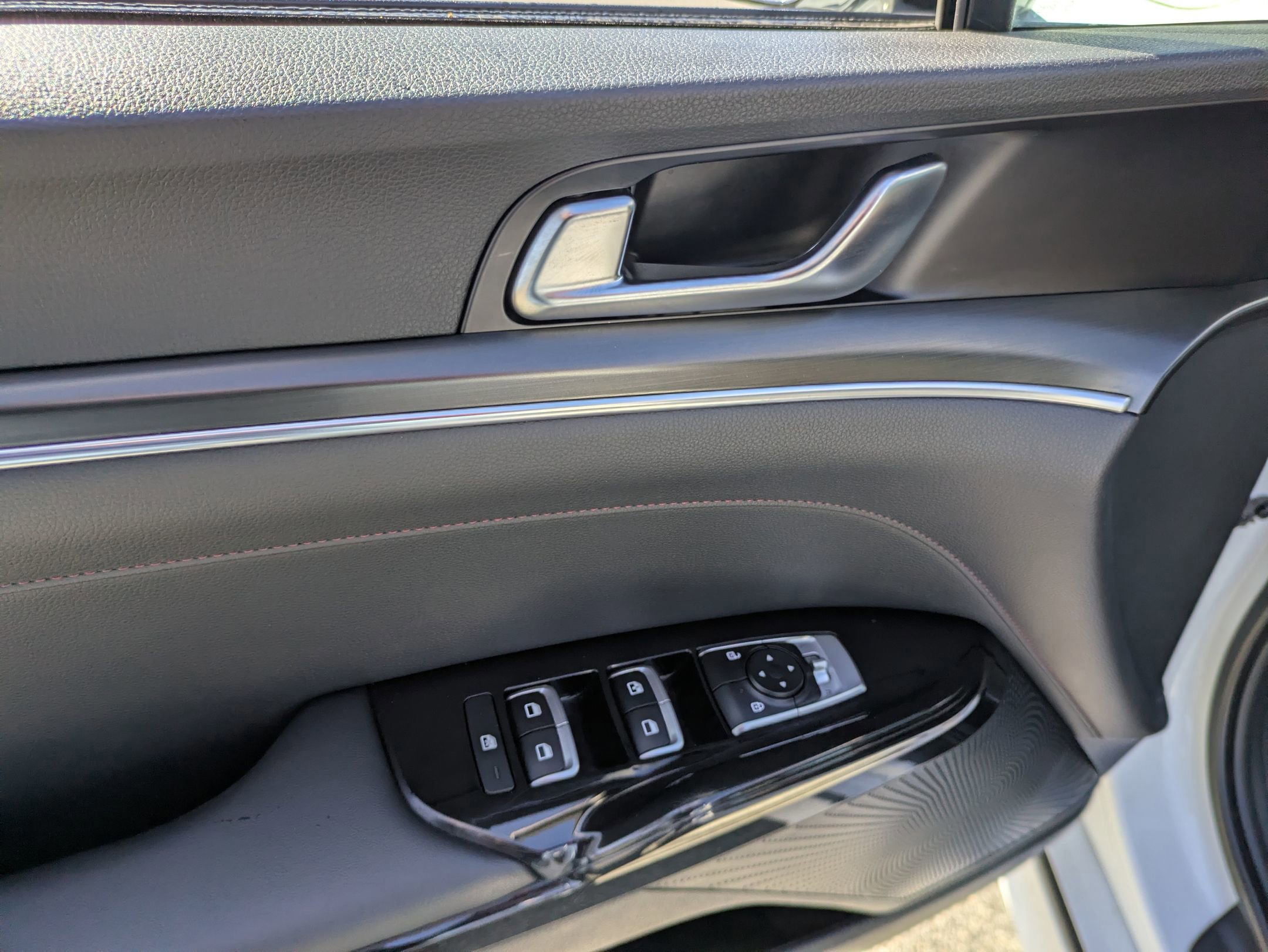 Used 2024 Kia K5 GT image 16