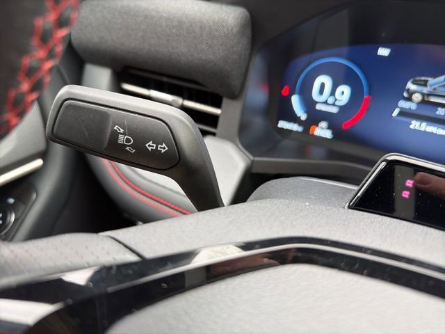 Certified 2025 Ford Explorer ST-Line image 47