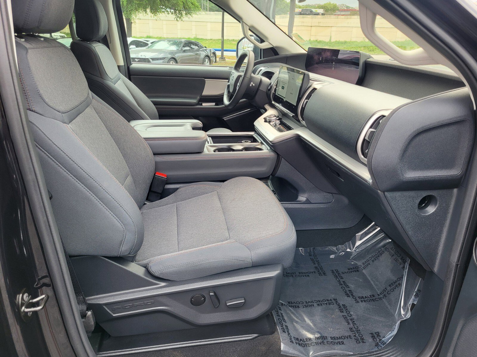 Certified 2025 Ford Expedition Active RWD image 12