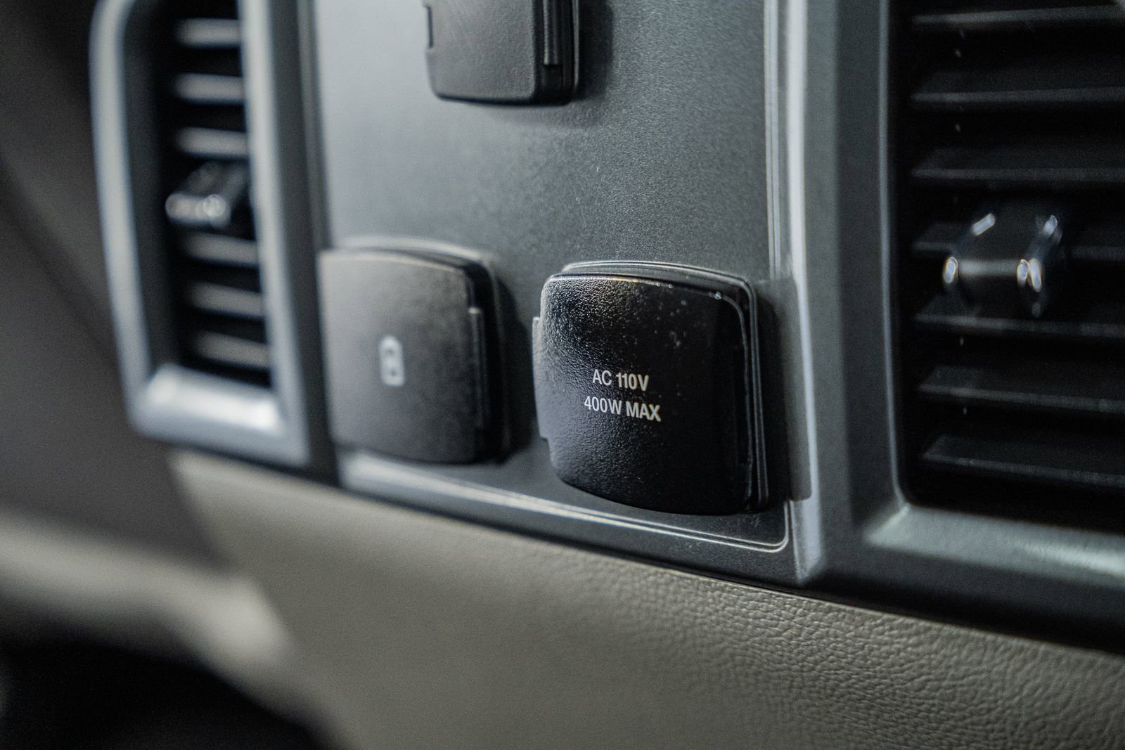 Certified 2021 Ford F250 XLT w/ XLT Premium Package image 41