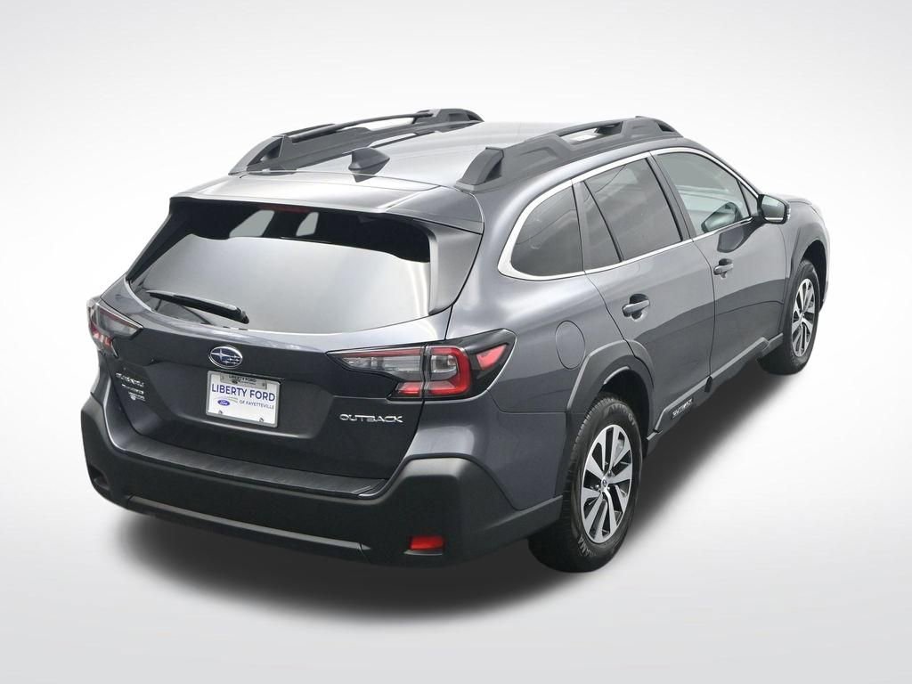 Used 2025 Subaru Outback Premium AWD/4WD image 29