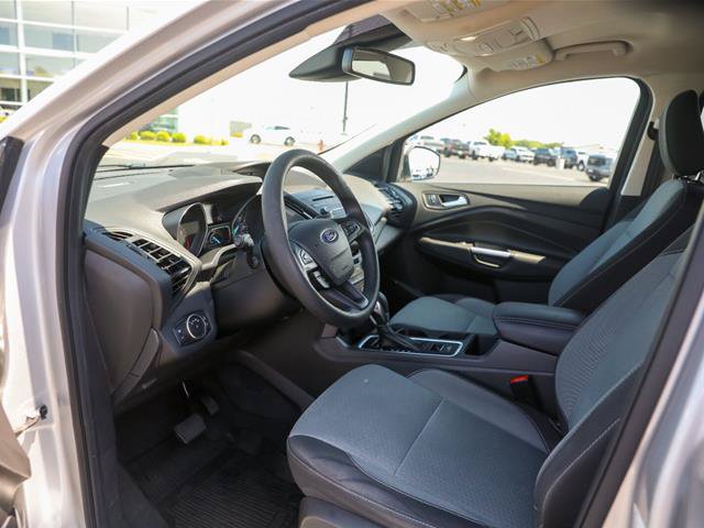Certified 2018 Ford Escape SE w/ Ford Safe & Smart Package FWD image 19