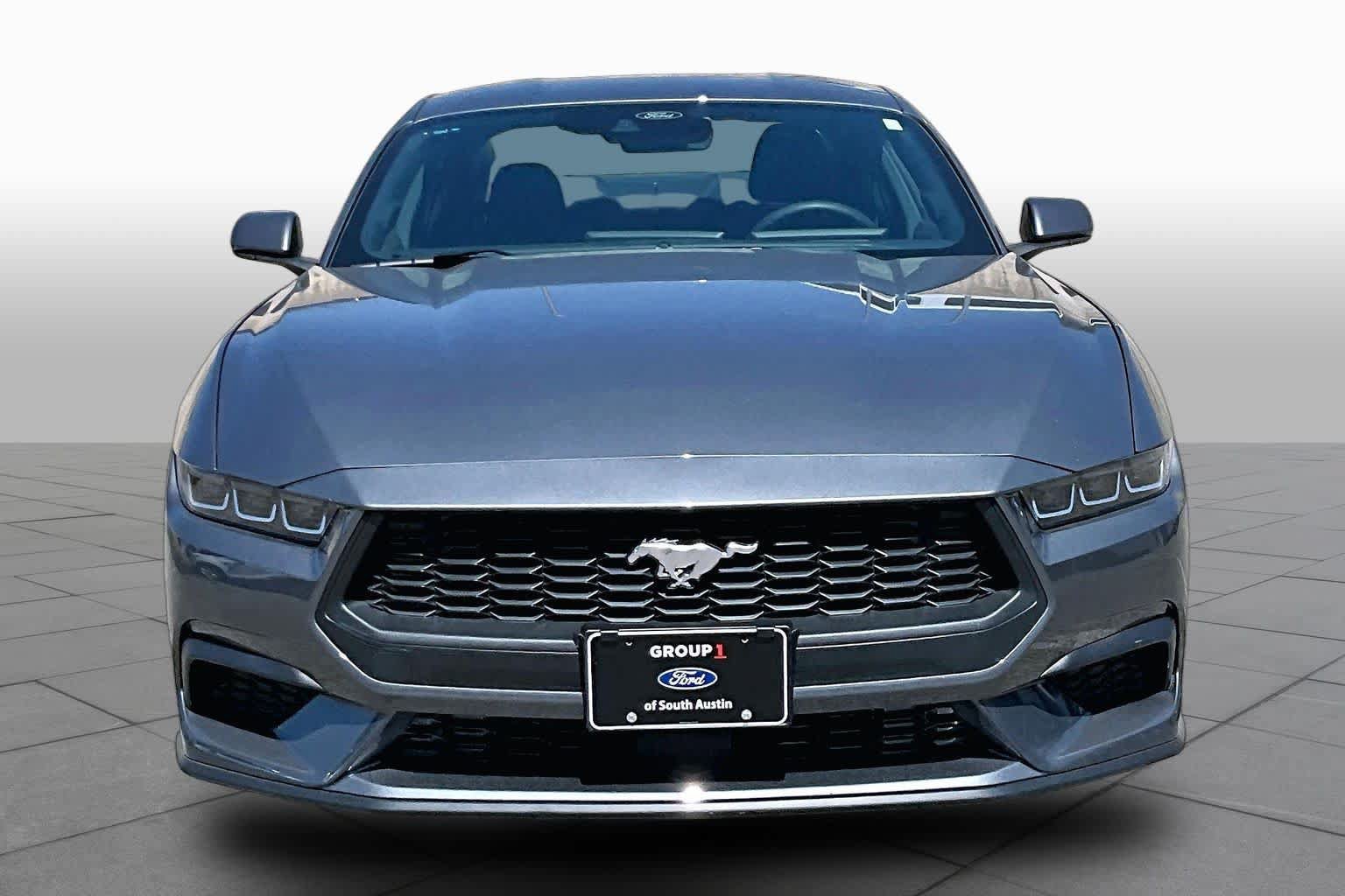 Certified 2024 Ford Mustang Coupe RWD image 4