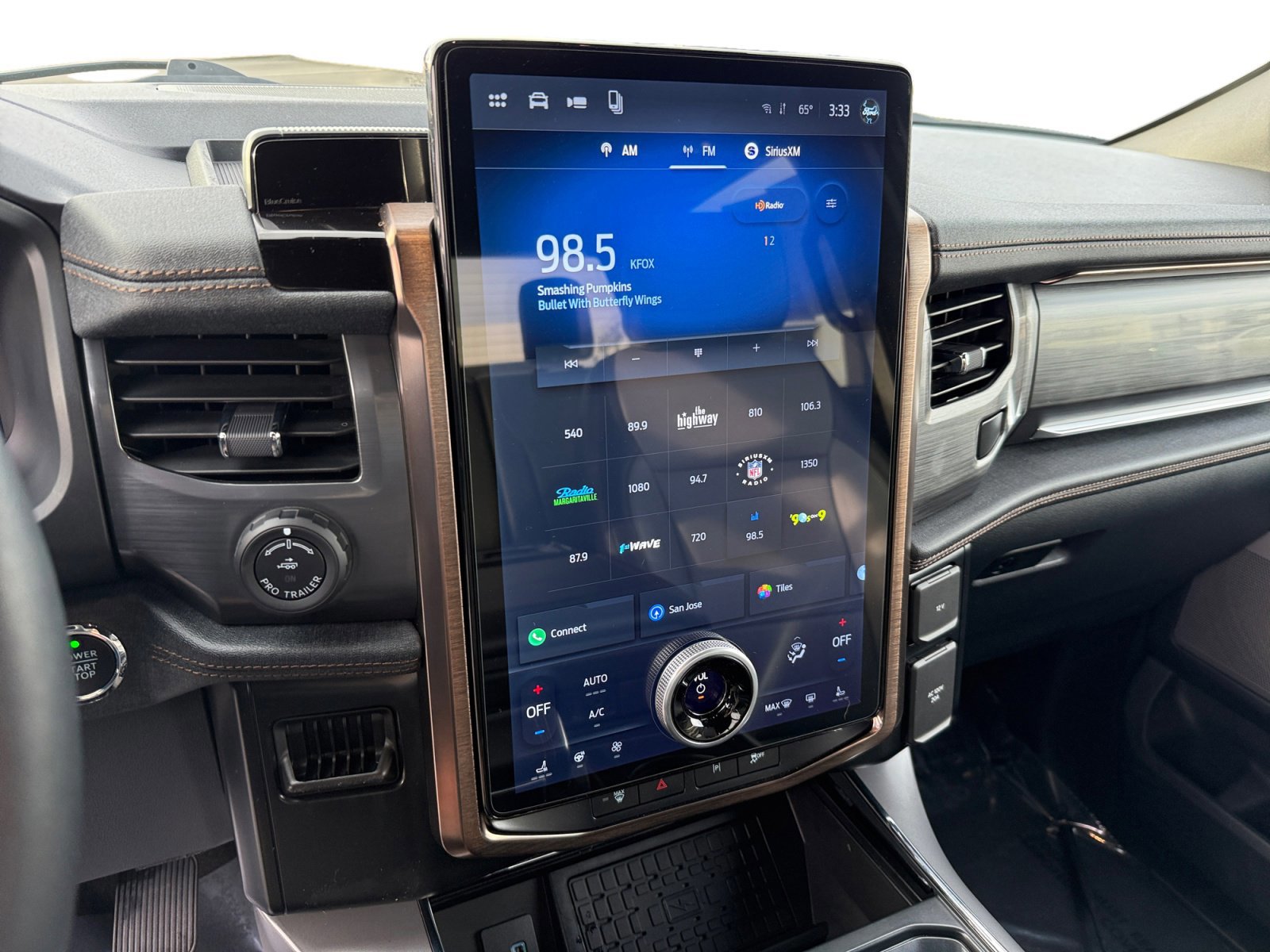 Certified 2024 Ford F150 Lightning Lariat image 12