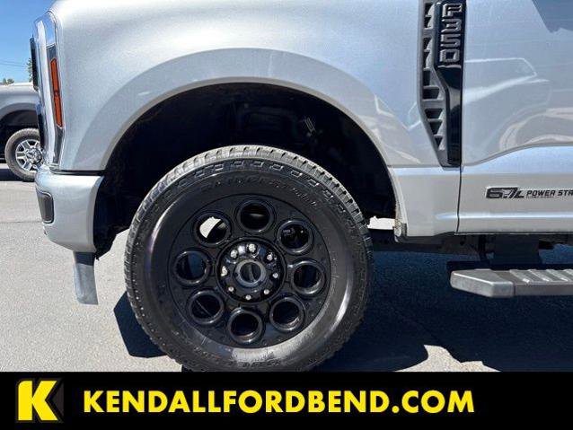 Certified 2024 Ford F350 Lariat w/ Lariat Ultimate Package AWD/4WD image 15