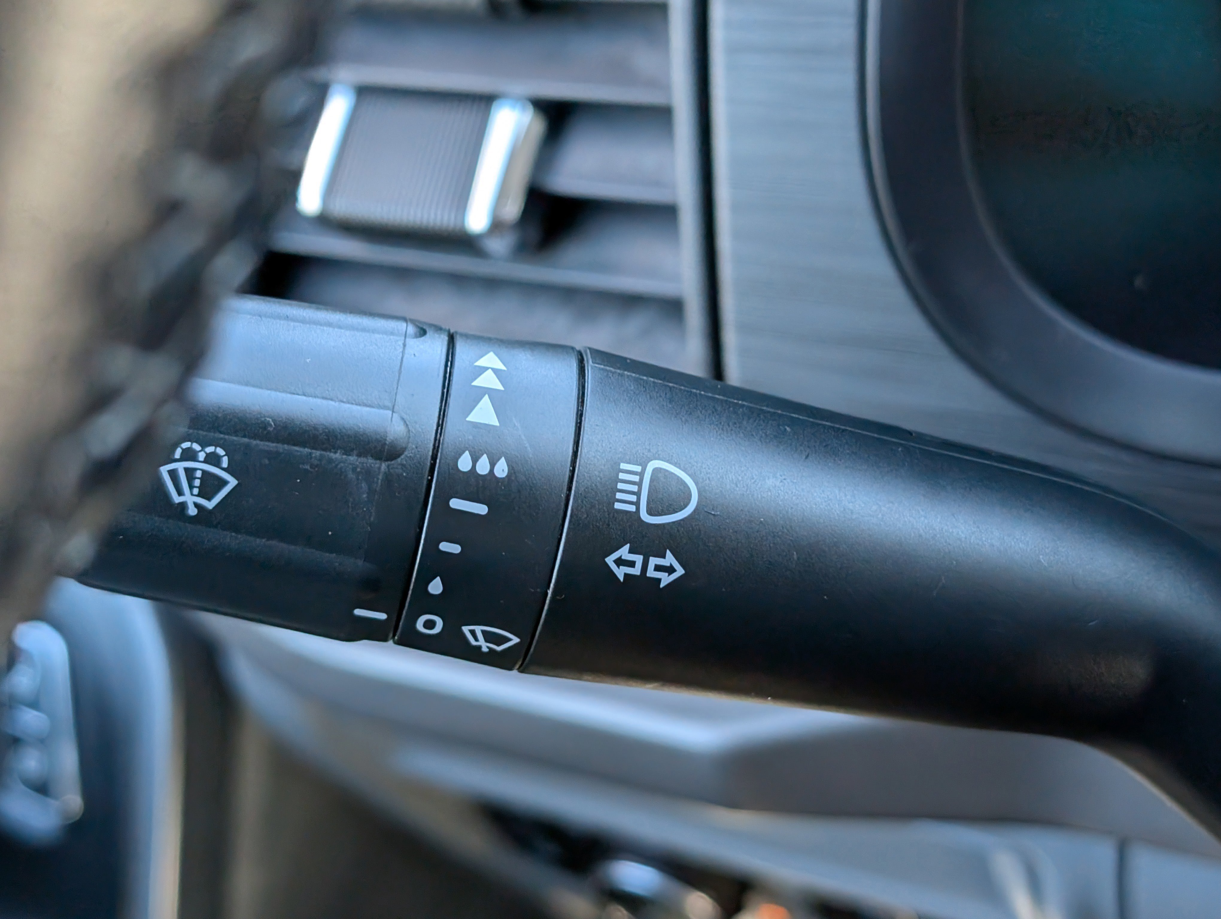 Certified 2024 Ford F150 XLT w/ Mobile Office Package image 26