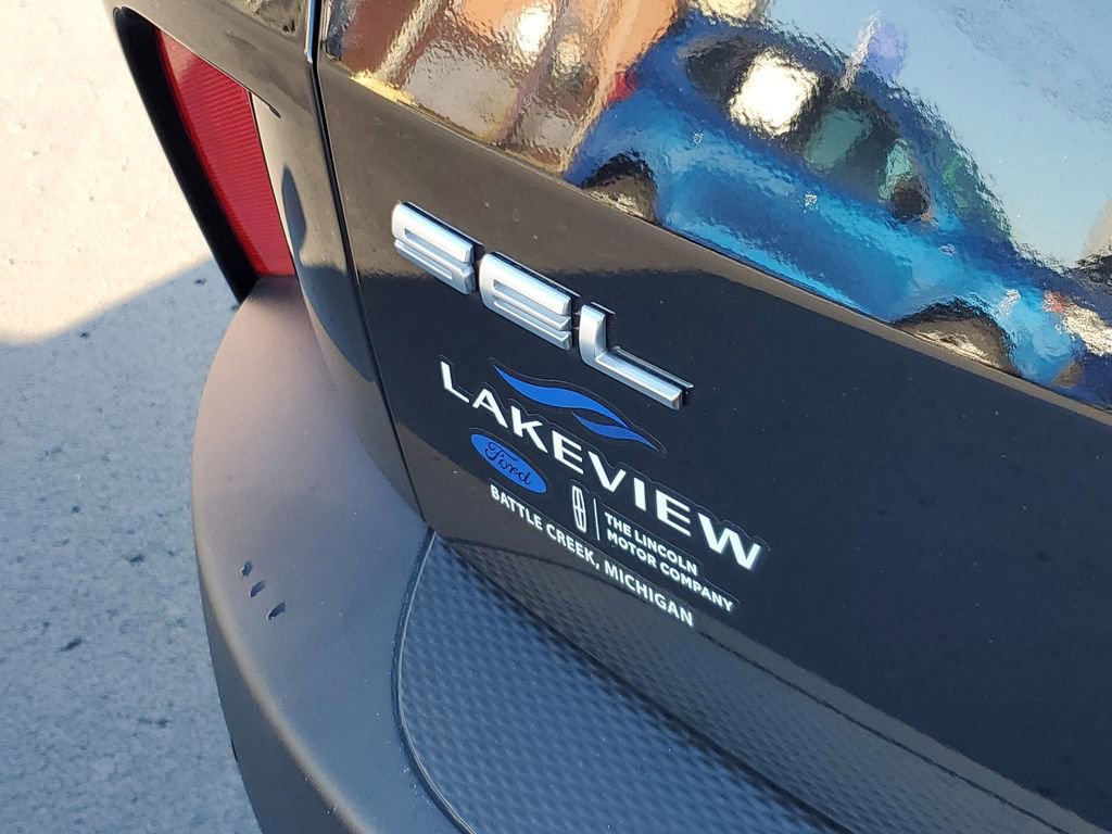 Certified 2022 Ford Escape SEL image 29