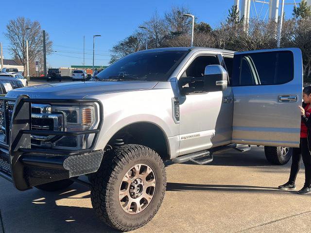 Certified 2022 Ford F250 Lariat w/ Lariat Ultimate Package image 3