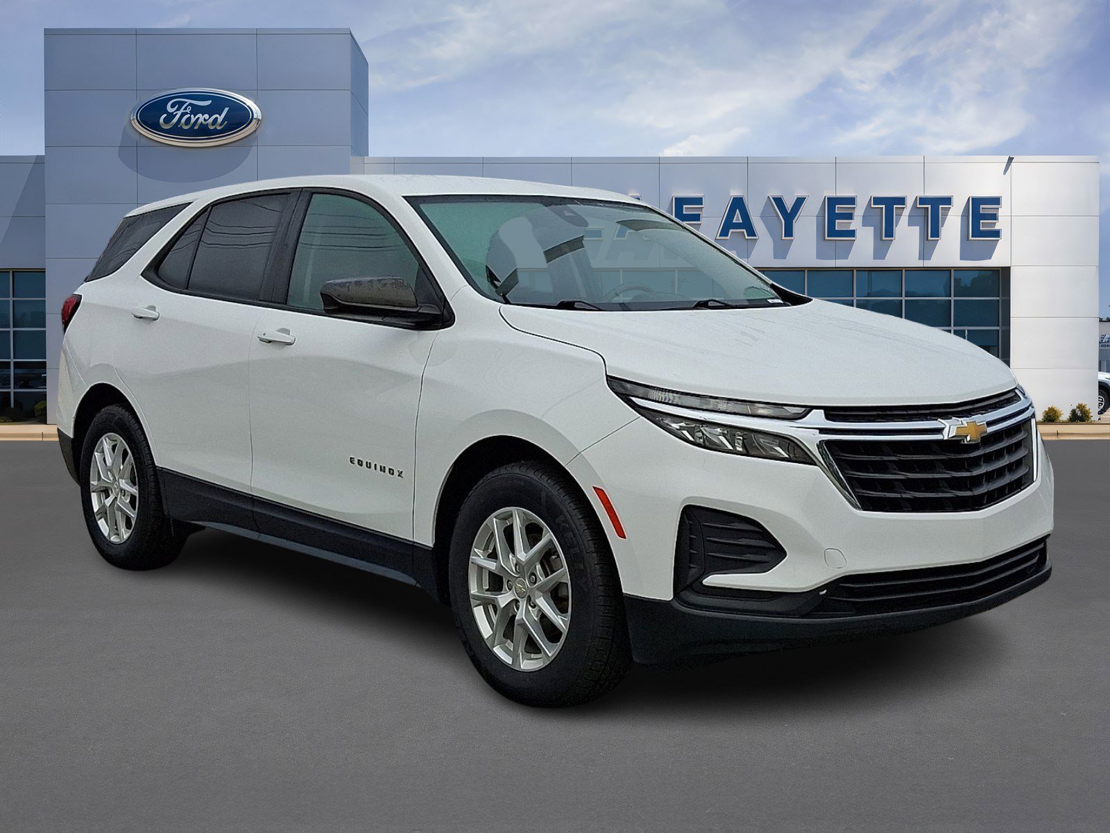 Used 2022 Chevrolet Equinox LS w/ LS Convenience Package image 1