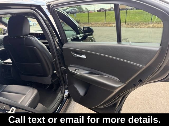 Used 2025 Cadillac XT4 Premium Luxury AWD/4WD image 34