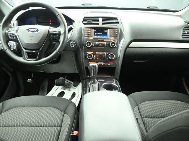 Certified 2018 Ford Explorer XLT image 38