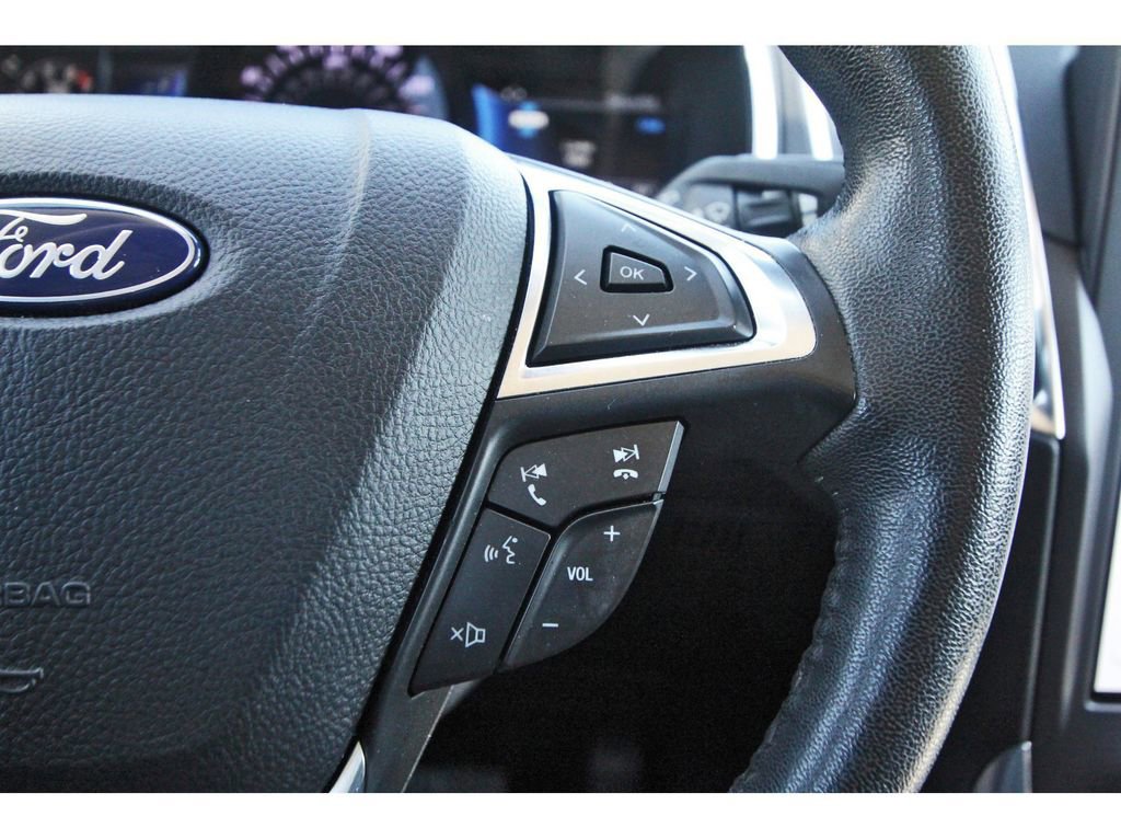 Certified 2021 Ford Edge Titanium image 19